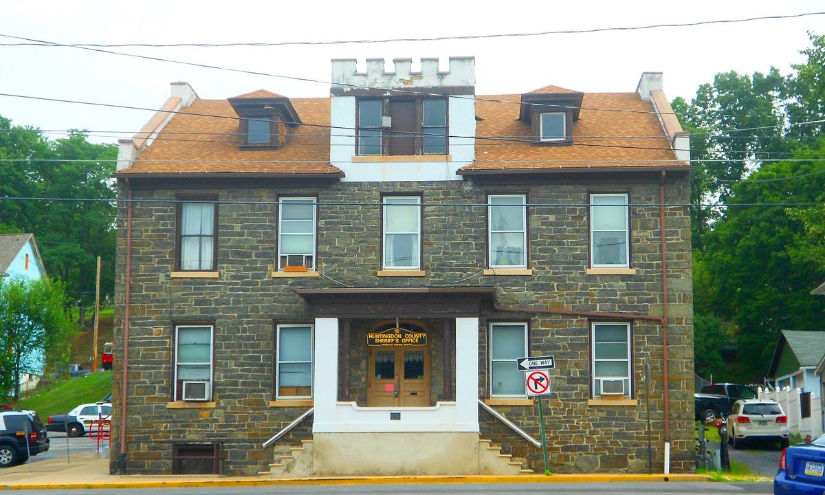 Huntingdon County Sheriff's Office and Jail, in the Huntingdon Historic District, Huntingdon, Huntingdon County, Pennsylvania